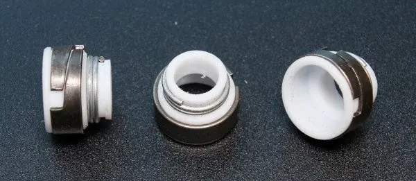 Uszczelniacz, trzonek zaworu ELRING 763.802 Niska cena